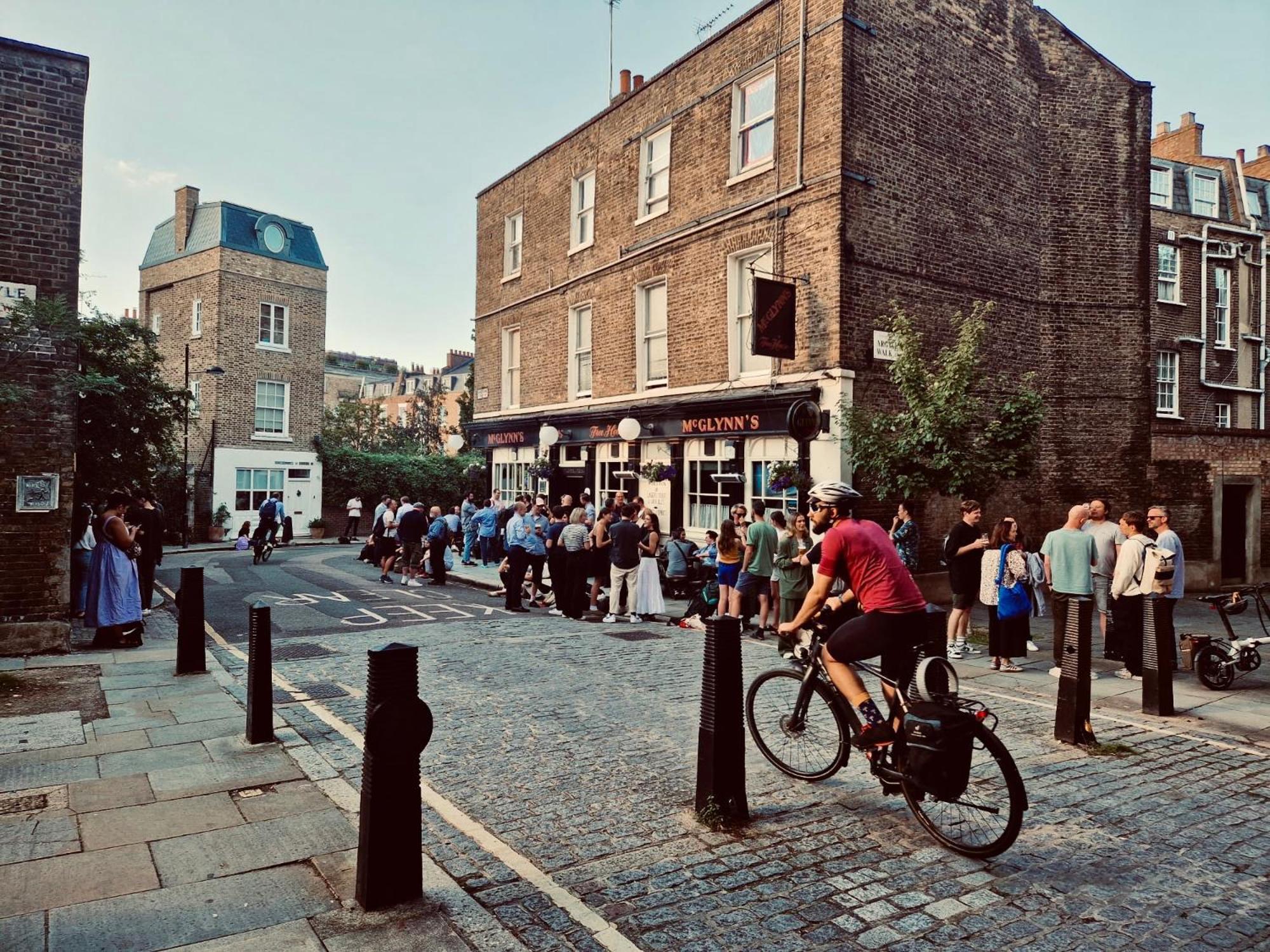 The Melville Hotel By Rokxy- Kings Cross Londra Dış mekan fotoğraf